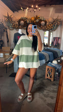 Load image into Gallery viewer, Butter Green Block Top