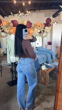 Load image into Gallery viewer, Raw Hem High Rise Wide Leg
