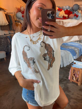 Load image into Gallery viewer, Twin Tiger Distressed Tee

