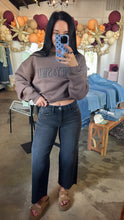 Load image into Gallery viewer, Black High Rise Crop Wide Leg Jeans
