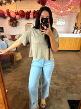 Load image into Gallery viewer, Everyday Ease Tee - Mocha
