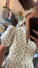 Load image into Gallery viewer, Cream Scallop Blouse
