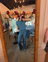 Load image into Gallery viewer, Blue Daze Set
