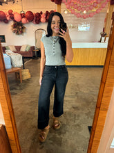 Load image into Gallery viewer, The Essential Edge Henley - Gray
