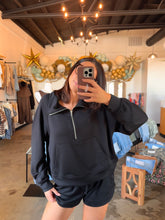 Load image into Gallery viewer, Black Half Zip Set

