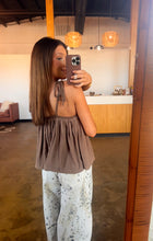 Load image into Gallery viewer, Mocha Flowy Cami

