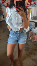 Load image into Gallery viewer, Sienna Denim High-Rise Dad Shorts

