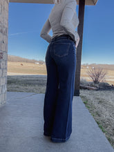 Load image into Gallery viewer, The Demi Wide Leg Jeans
