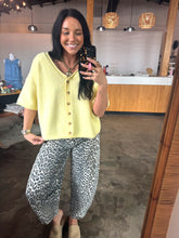 Load image into Gallery viewer, Honey Butter Cardigan
